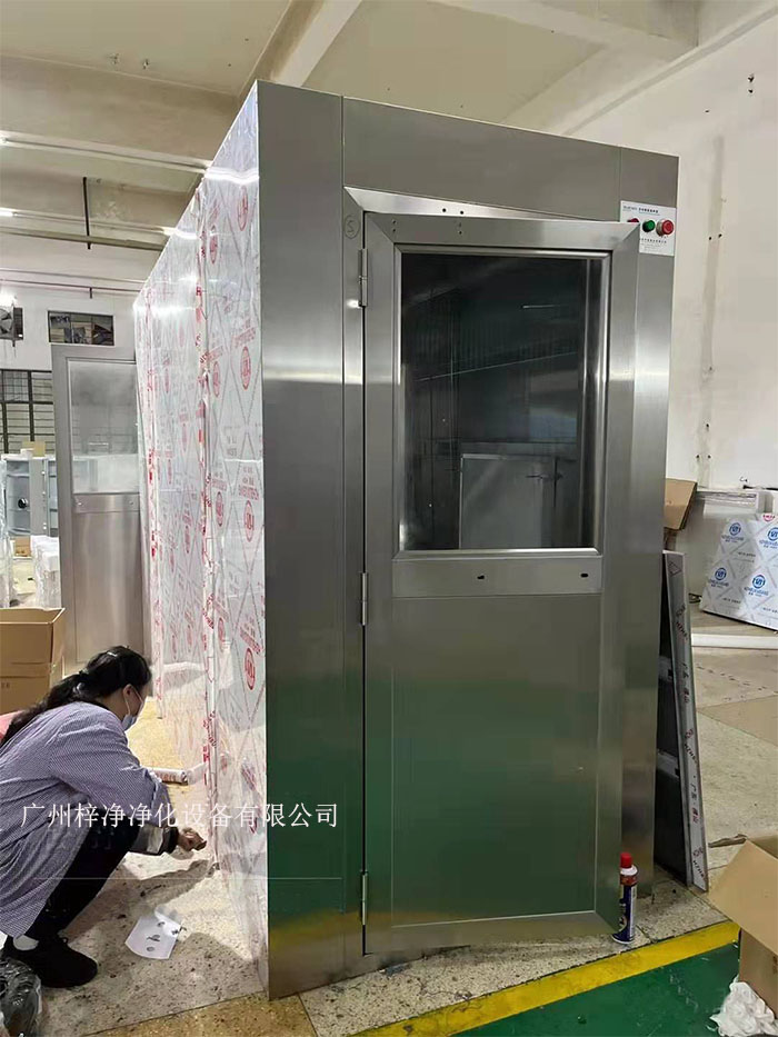 風淋室可能會遇到各種問題，影響風淋室正常運作和潔凈室的整體環(huán)境。